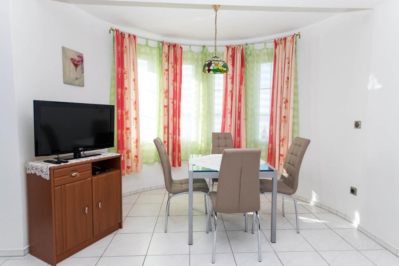 Apartmani Kovac Crikvenica Exterior foto